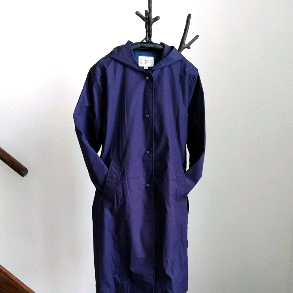 Club 3015 trench coat NWOT